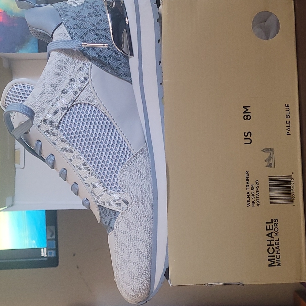 MICHAEL Michael Kors Wilma Trainer 8M PALE BLUE